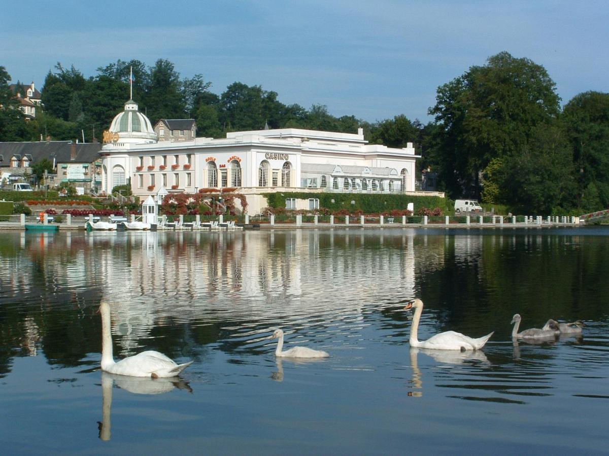 Hotel Spa Du Beryl Bagnoles de l'Orne Normandie Exteriér fotografie
